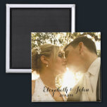 Eenvoudige handschrift bruiloft foto magneet<br><div class="desc">Vervang eenvoudig de sjabloon voorbeeldfoto met uw eigen trouwfoto om gepersonaliseerde huwelijksgunst of aandenken te maken</div>