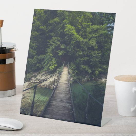 Eenvoudige hangbrug over de Idrijca, handschoen Reclamebord Met Voetstuk (Insitu)