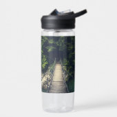 Eenvoudige hangbrug over de Idrijca, handschoen Waterfles (Links)