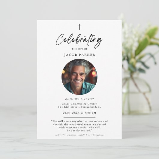 Eenvoudige herdenkingsviering van het leven kruis  kaart (Staand voorkant)