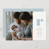 Eenvoudige initiaal klassieke blauwe geboorte aankondiging (Voorkant / Achterkant)