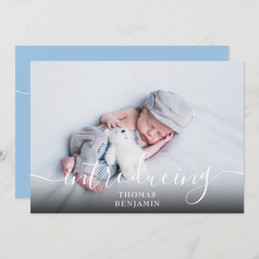 Eenvoudige introducerende scriptjongen blauwe foto aankondiging (Voorkant / Achterkant)