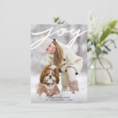 Eenvoudige Joy Handgeschreven Script Kerstfoto Feestdagenkaart (Staand voorkant)