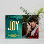 Eenvoudige JOY op Abstracte groene foto Folie Feestdagenkaart (Staand Voorkant)