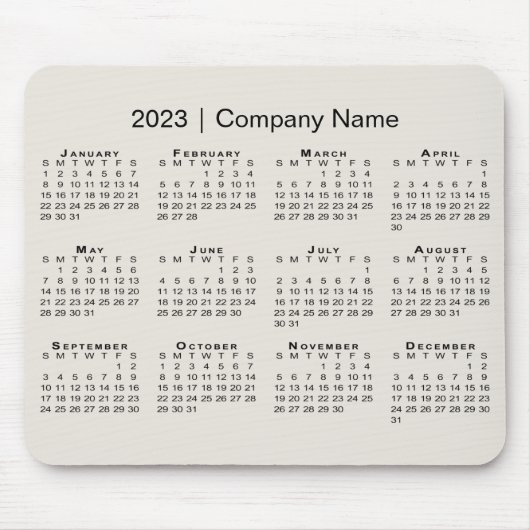 Eenvoudige kalender 2023 met bedrijfsnaam op beige muismat (Voorkant)