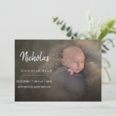 Eenvoudige Kalligrafie Baby Aankondiging (Staand voorkant)