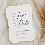 Eenvoudige kalligrafie Weddenschap Bespaar de data Kaart<br><div class="desc">Maak een grote eerste indruk van je bruiloft met deze Eenvoudige Calligrafie Wedding Save the Dates!</div>
