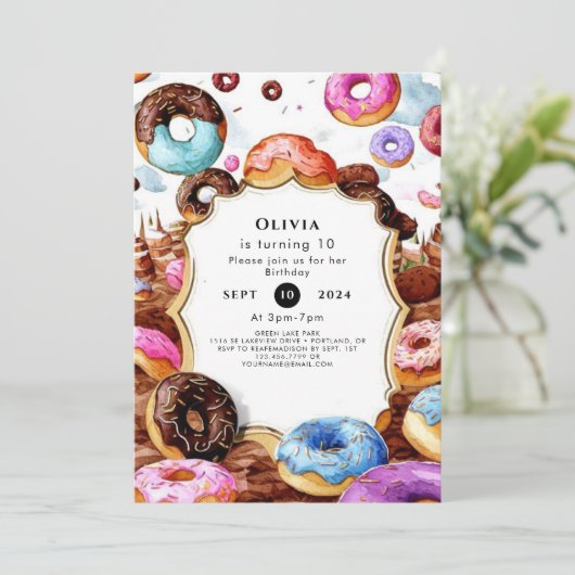 Eenvoudige Kinder Donut Verjaardag Kaart (Staand voorkant)