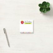 Eenvoudige klaslokaal van de elementaire Rode Appl Post-it® Notes (Kantoor)