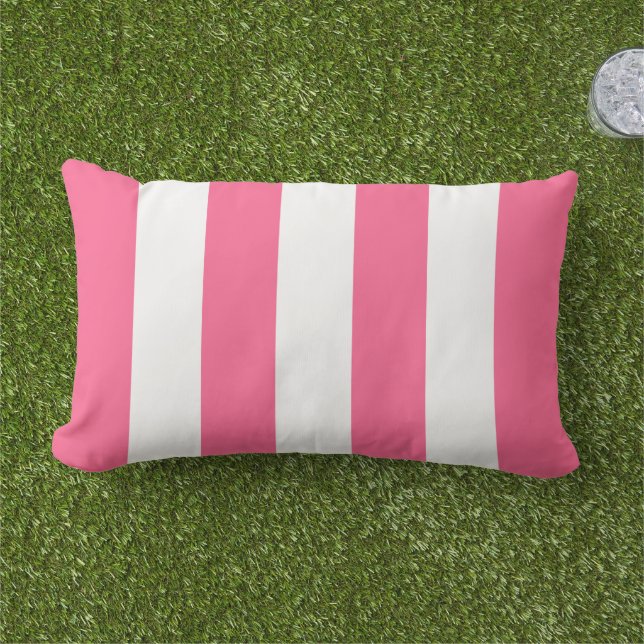 Eenvoudige klassieke, roze Cabana Stripes Buitenkussen (Gras)