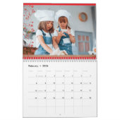 Eenvoudige kleurrijke familie Foto Classic Scroll Kalender (Feb 2026)