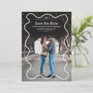 Eenvoudige kronkelige fotolijst moderne trouw save the date