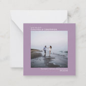 Eenvoudige Lavendel Bruiloft Bewaar de Datum Foto  Notitiekaartje (Voorkant)