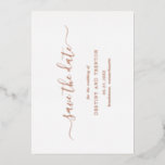 Eenvoudige legante bruiloft bespaart de datum folie uitnodiging<br><div class="desc">Eenvoudige bruiloft niet-foto Sla de Date-kaart op met een schoon en minimalistisch design met een elegante aanraking met "save the date" in script met een wasbeurt. Alle tekst aan de voorzijde is in echte roos gouden folie. Een modern Sparen de Datum zonder afbeeldingen die prachtig met om het even welke...</div>