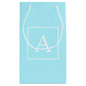 Eenvoudige lichtblauwe monogram klein cadeauzakje (Achterkant)