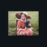 Eenvoudige liefde script gepersonaliseerde foto canvas afdruk<br><div class="desc">Met behulp van een mooi en modern script voor het woord "Liefde",  kan deze familie liefde foto gemakkelijk worden gepersonaliseerd met uw eigen favoriete familie foto. Een elegant,  geheugen uitgerekt canvas om te koesteren en cadeau haar met. Huisdecoratie,  gepersonaliseerd en chique.</div>