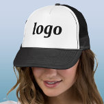 Eenvoudige Logo Business Branding Promotionele Trucker Pet<br><div class="desc">Voeg je eigen logo toe aan dit ontwerp. Minimalistisch en professioneel. Ideaal voor het merken van werknemers of als promotiemiddel voor uw klanten en klanten.</div>