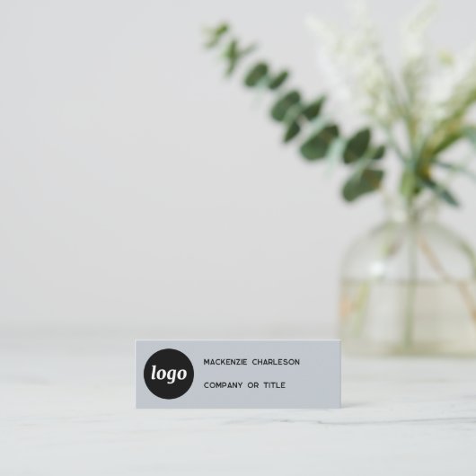 Eenvoudige Logo en QR Code Dusty Powder Blue Mini Visitekaartje (Staand voorkant)