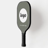 Eenvoudige Logo en Tekst Business Sage Green Pickleball Paddle (Links)