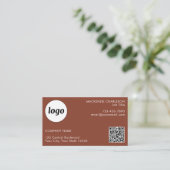 Eenvoudige Logo en Tekst QR Code Terracotta Visitekaartje (Staand voorkant)