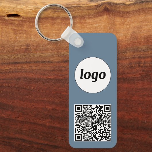 Eenvoudige Logo QR code Business Dusty Blue Grey Sleutelhanger (Voorkant)