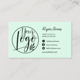 Eenvoudige logo qr-code voor de samenstelling van  visitekaartje