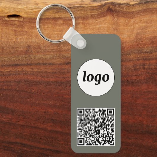 Eenvoudige Logo QR-code Zakelijk Sage Groen Sleutelhanger (Voorkant)