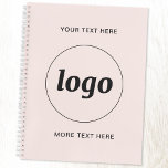 Eenvoudige Logo tekst Blush roze Planner<br><div class="desc">Eenvoudig logo en aangepast tekstontwerp om merkloyaliteit te bevorderen en uw kleine bedrijf te promoten. Vervang de logo door uw eigen tekst en wijzig of verwijder de bovenste en onderste tekst aan de voorkant om deze aan te passen. Perfect voor gebruik in uw bedrijf, voor promotionele doeleinden en om te...</div>