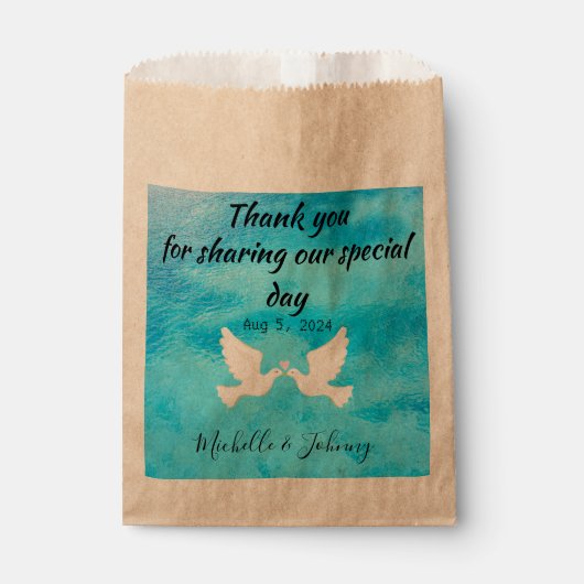 Eenvoudige lotertassen. Het thema van het huwelijk Bedankzakje (Voorkant)