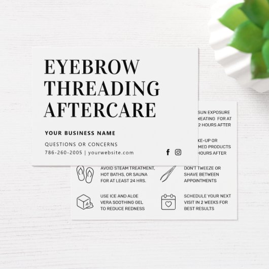 Eenvoudige, machtige Eyebrow Threading Aftercare K Visitekaartje (Bureau)