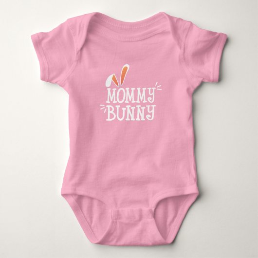 Eenvoudige mammie Bunny Easter Typografie | Bodysu Romper (Voorkant)