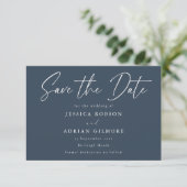 Eenvoudige Marine Blauw Minimal Modern Wedding Save The Date (Staand voorkant)