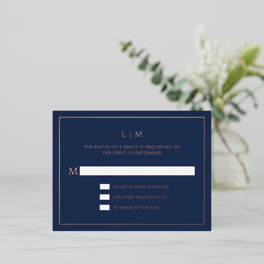 Eenvoudige marineblauwe monogram elegante trouw-RS Folie Uitnodiging Briefkaart (Staand Voorkant)