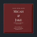 Eenvoudige Maroon & Witte Bruiloft Bewaar onze Dat Magneet<br><div class="desc">Maroon achtergrond. Wit monogram/Initialen. Eenvoudig. Sla onze datum op. Website. Magneet. Vierkant.</div>