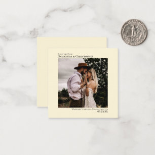 Eenvoudige minimale crème bruiloft Save the Date M Notitiekaartje