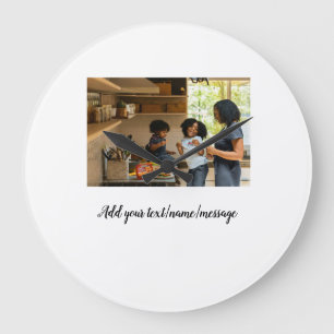 eenvoudige minimale foto collage naam familie moed grote klok