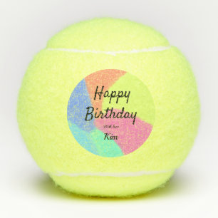 eenvoudige minimale kalligrafie gefeliciteerd met tennisballen