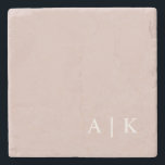 Eenvoudige minimale monogram roze aangepaste Initi Stenen Onderzetter<br><div class="desc">Kan volledig worden aangepast aan uw behoeften. © Gorjo Design. Gemaakt voor je via het Zazzle platform. // Op zoek naar overeenkomende objecten? Andere kantoorbenodigdheden uit de set die beschikbaar is in de afdeling "collecties" van mijn winkel. // Hulp nodig bij het aanpassen van uw ontwerp? Heb je andere ideeën?...</div>