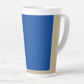 eenvoudige, minimale, op maat gesneden, effen kleu latte mok (Rechterhoek)