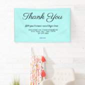 eenvoudige minimale tekststijl voegt jouw naam toe spandoek (Insitu)