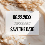 Eenvoudige minimalist save the date<br><div class="desc">Ga voor een eenvoudig maar opvallend zwart-wit ontwerp voor je trouwbenodigdheden. Deze moderne en elegante stijl kan elk koppel passen. Volledig aanpasbaar,  kunt u de kleuren van de tekst of de achtergrond gemakkelijk veranderen in uw het houden van.</div>