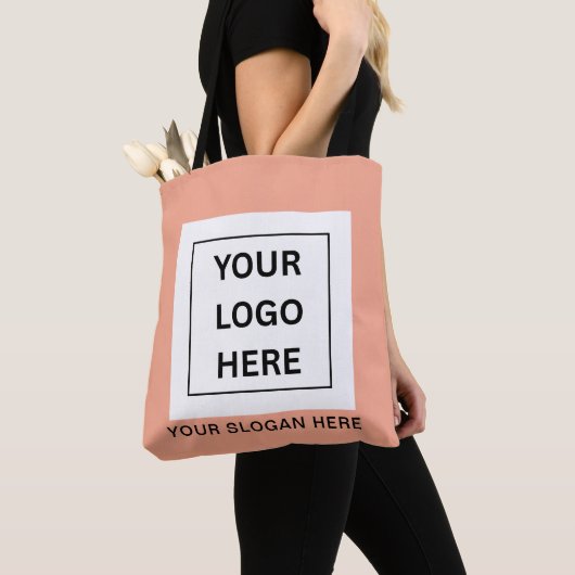 Eenvoudige Minimalistische Aangepaste Logo & Tekst Tote Bag (Dichtbij)