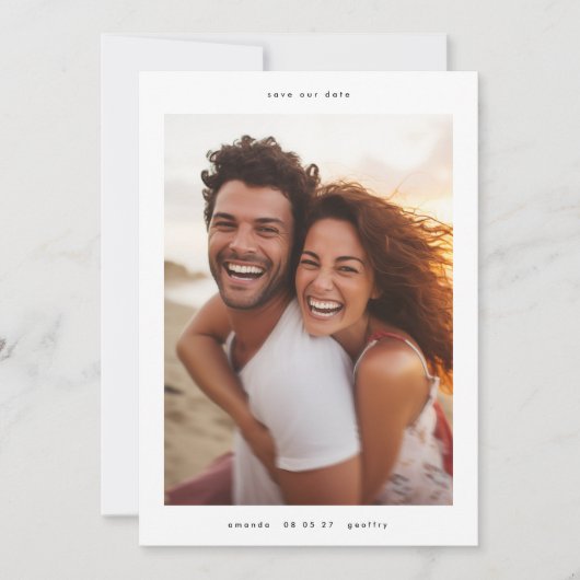 Eenvoudige minimalistische lijst trouwfoto save the date (Voorkant)