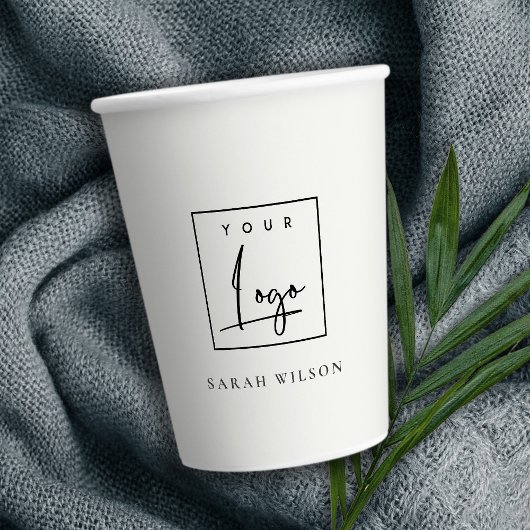 Eenvoudige, minimalistische Logo voor speciale act Papieren Bekers