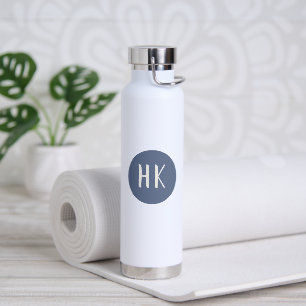 Eenvoudige minimalistische moderne blauwe monogram waterfles