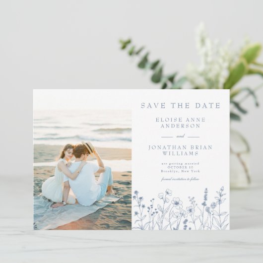 Eenvoudige minimalistische Periwinkle Wildflower F Save The Date (Staand voorkant)