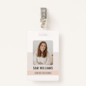 Eenvoudige, minimalistische personeelsidentificati badge (Voorkant met clip)