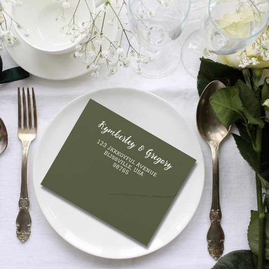 Eenvoudige minimalistische salie olijfgroene crème all in one uitnodiging