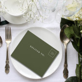 Eenvoudige minimalistische salie olijfgroene crème all in one uitnodiging