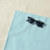 Eenvoudige Minimalistische Script Naam Pastel Aqua Strandlaken (In situ)